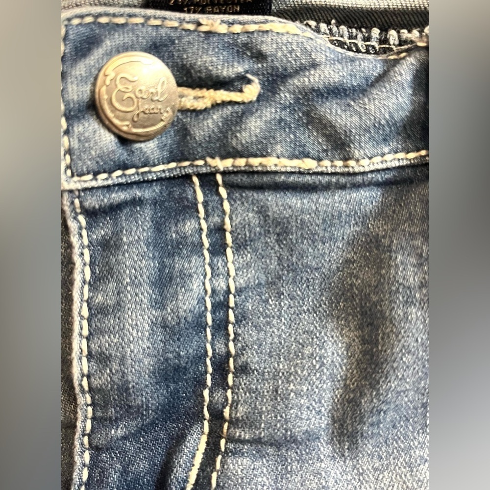 Earl Jean Women's Blue Cropped Jeans with Embellished Pockets Size 15 - Picture 14 of 14